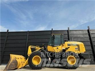 Komatsu WA200-8 Læssemaskiner på hjul