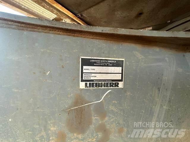 Liebherr LH30C Materialehåndteringsmaskiner