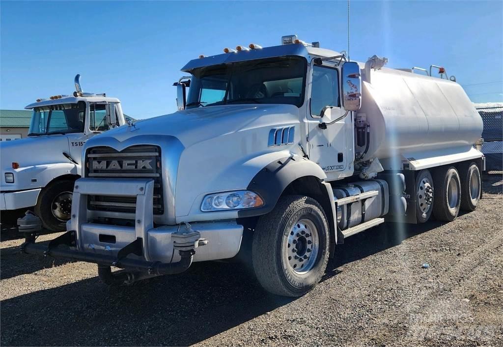 Mack GRANITE 84BR Tankvogne - vand
