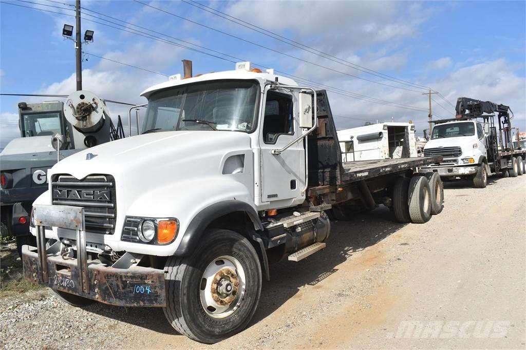 Mack GRANITE CV713 Lastbiler med tip