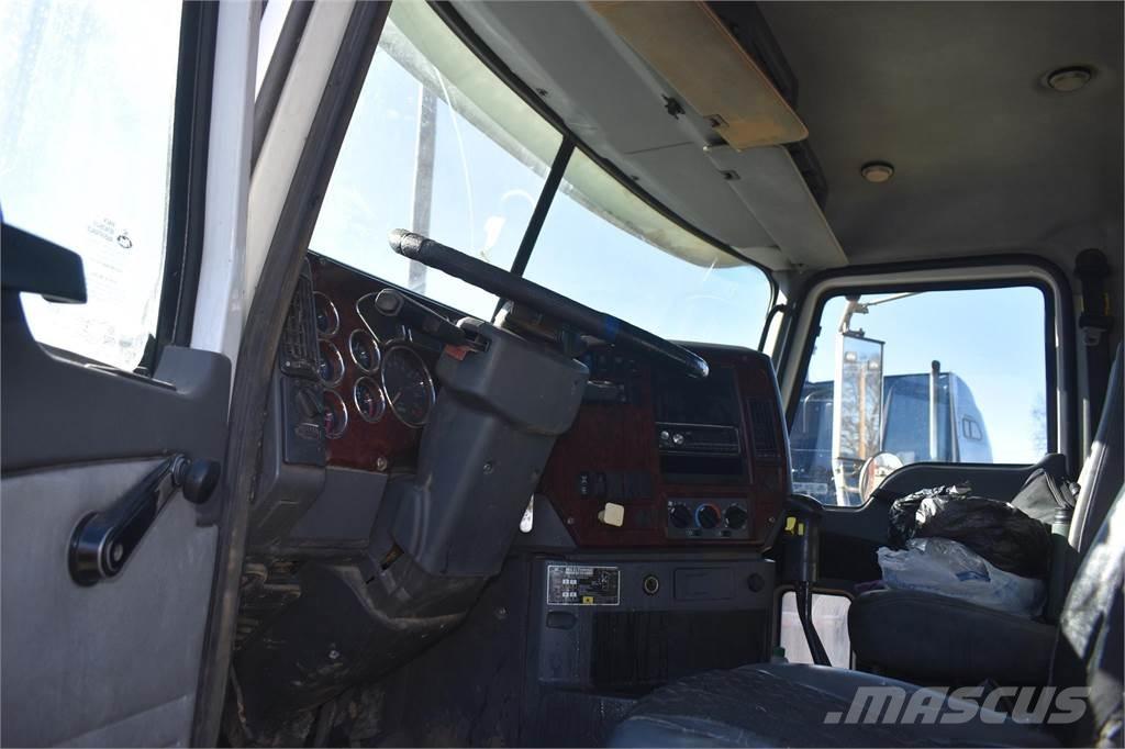 Mack GRANITE GU713 Lastbiler med tip