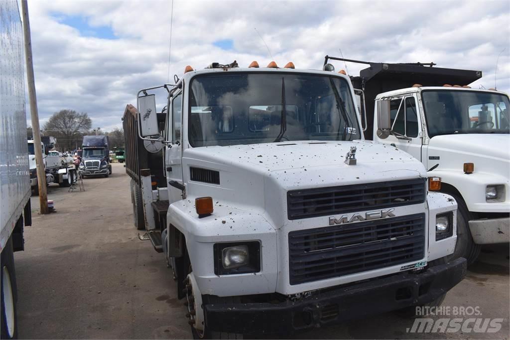 Mack MIDLINER CS300 Lastbil med kran
