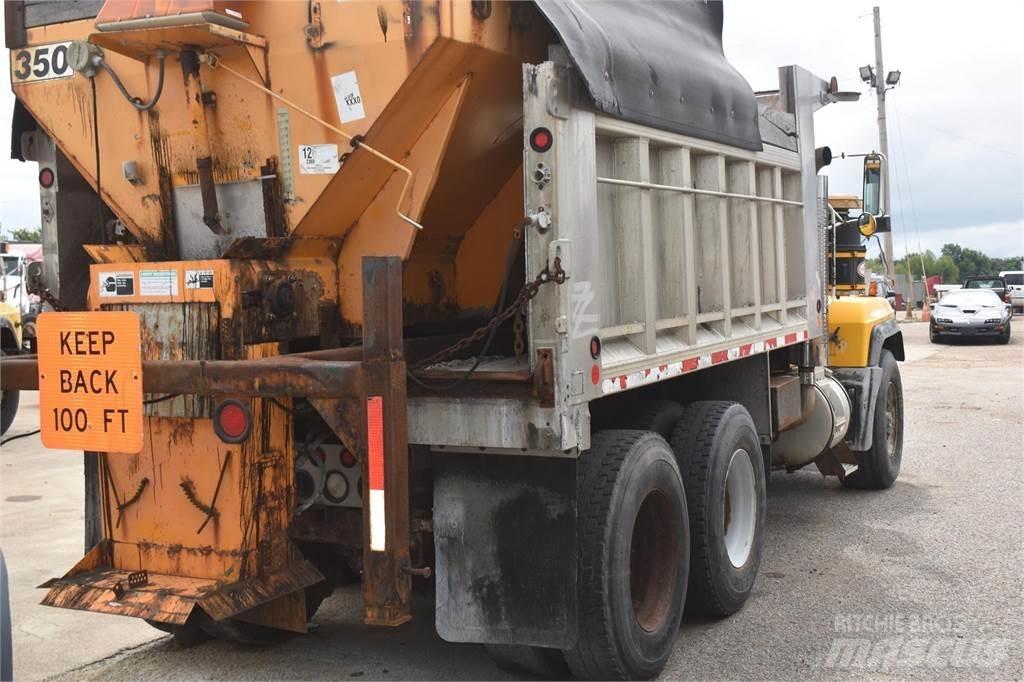 Mack RD688S Lastbiler med tip