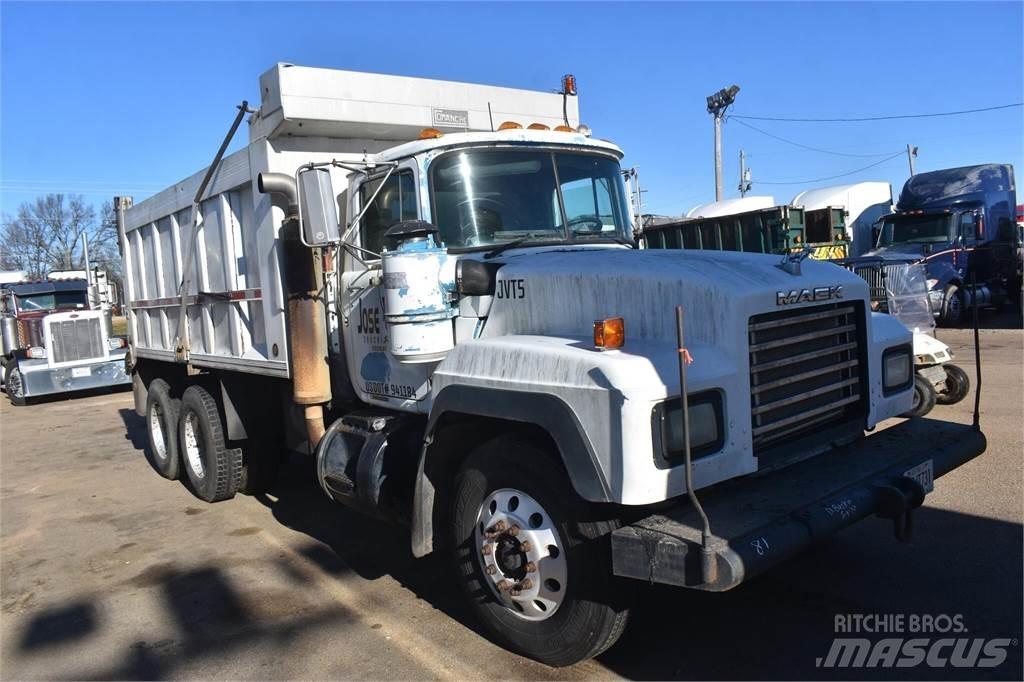 Mack RD688S Lastbiler med tip