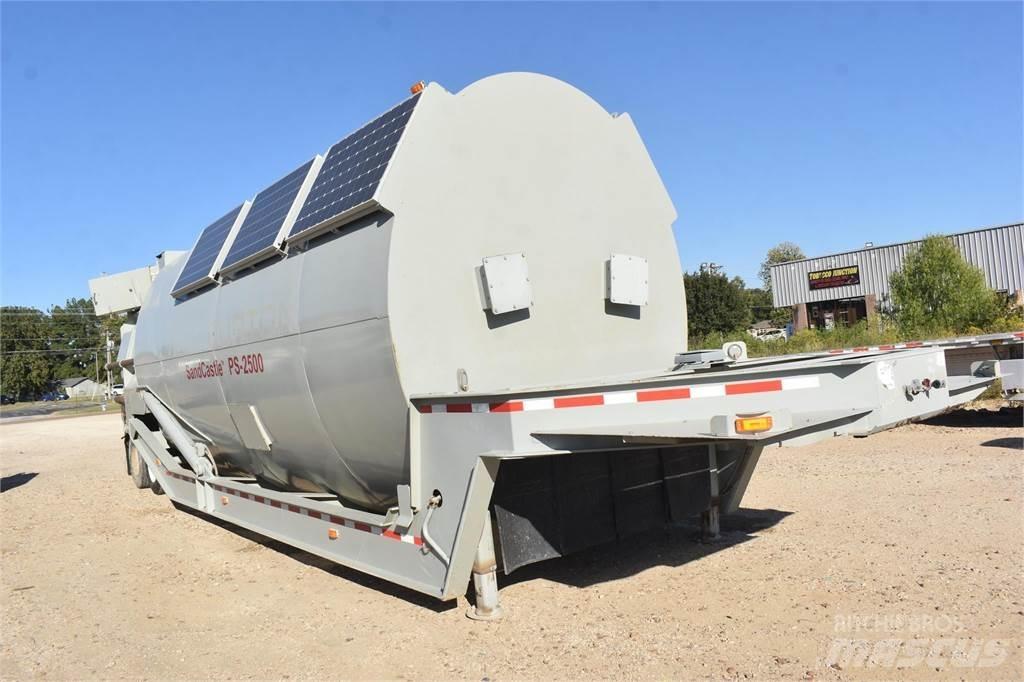  MERTZ Semi-trailer med Tank