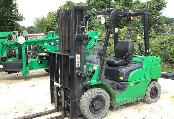 Mitsubishi FG25N Gaffeltrucks - andre