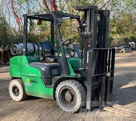 Mitsubishi FG30N Gaffeltrucks - andre