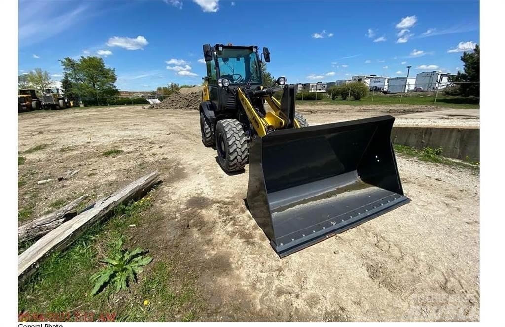 New Holland W80C Læssemaskiner på hjul