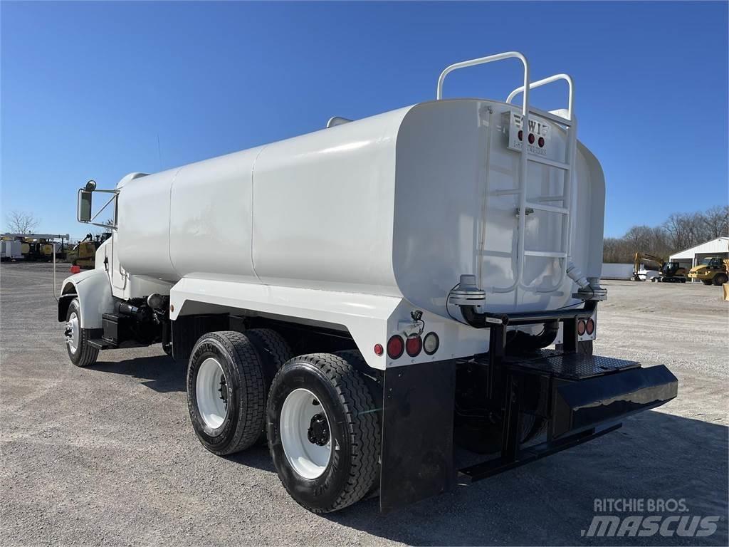 Peterbilt 330 Tankvogne - vand