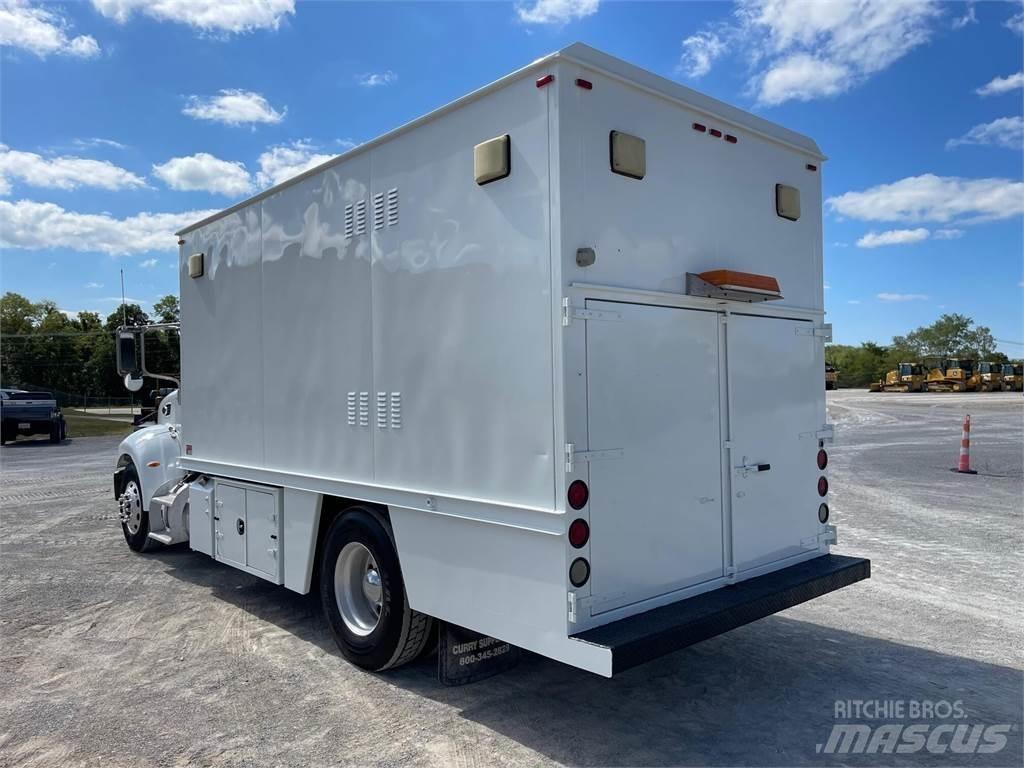 Peterbilt 335 Entreprenør - Andet