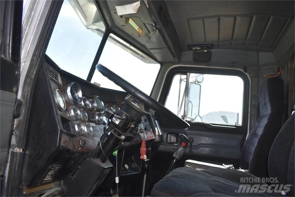 Peterbilt 379EXHD Lastbiler med tip