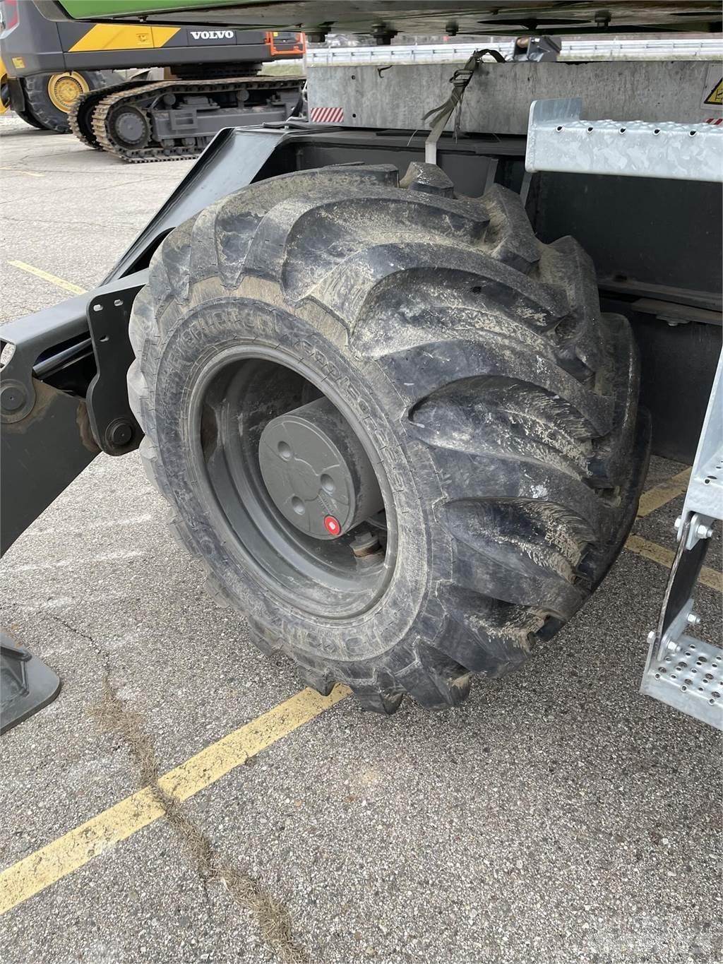 Sennebogen 718E Materialehåndteringsmaskiner