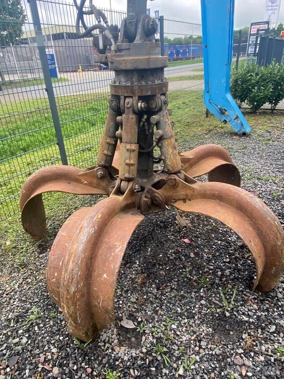 Sennebogen 818EM Materialehåndteringsmaskiner