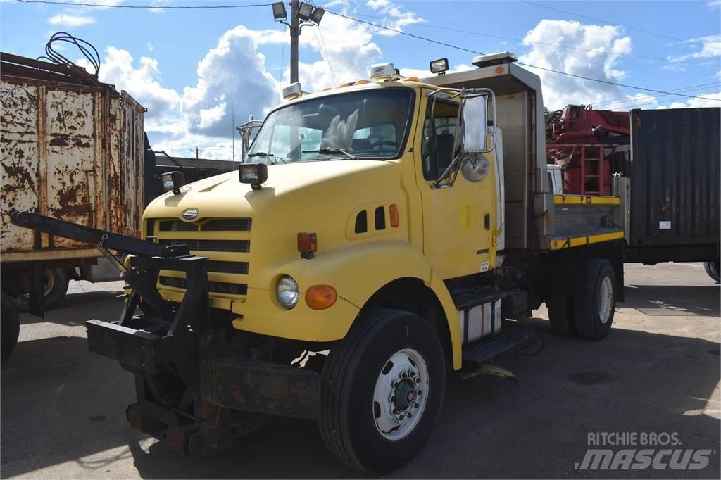 Sterling L7500 Lastbiler med tip