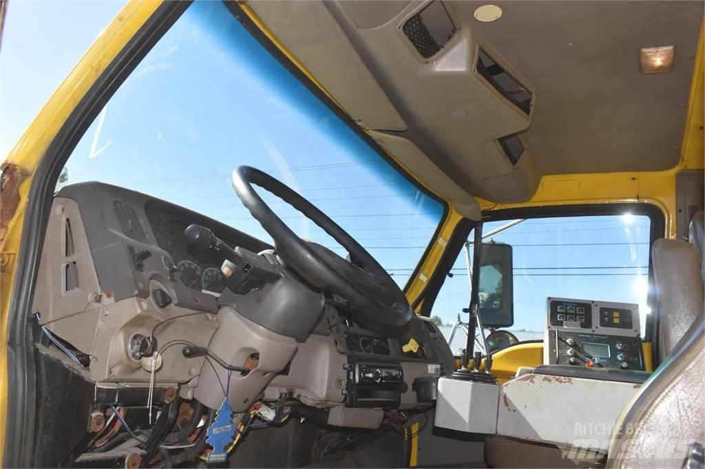 Sterling L8500 Lastbiler med tip