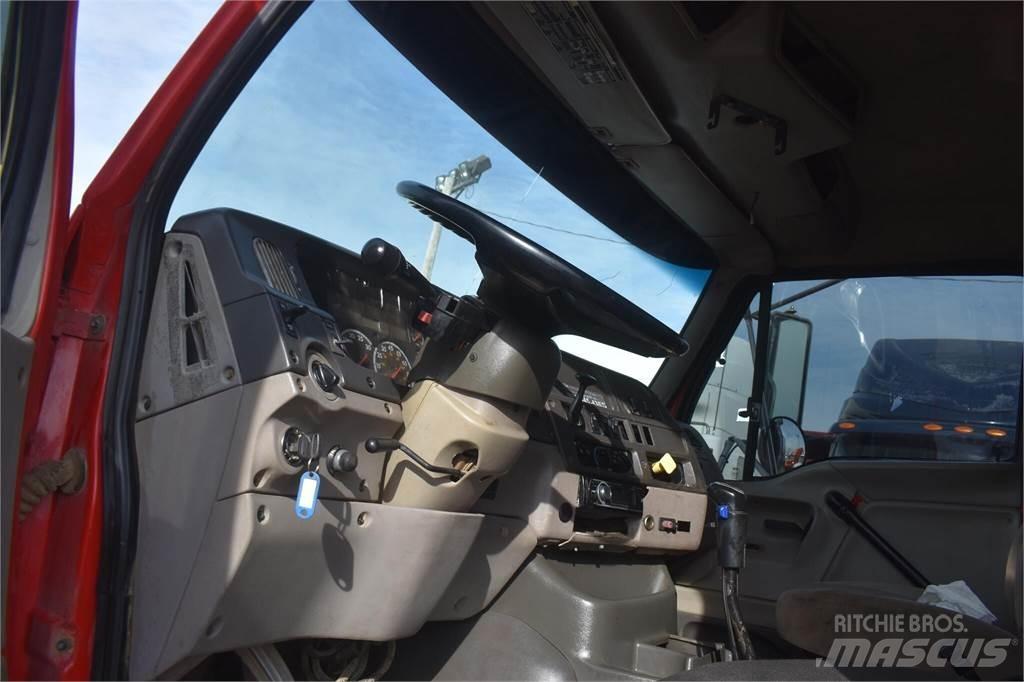 Sterling L9500 Lastbiler med tip