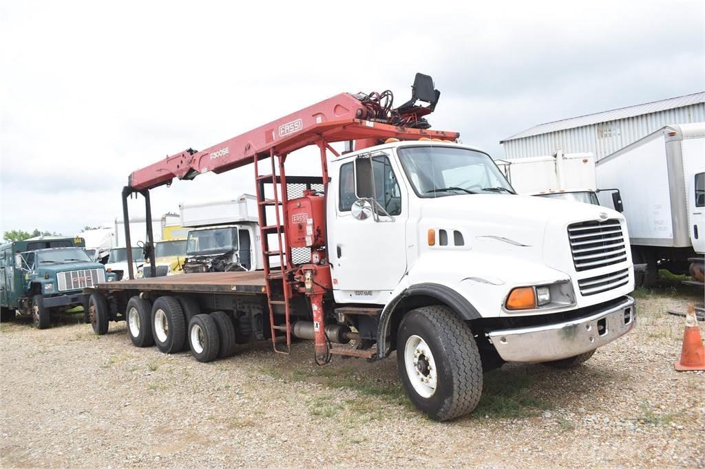 Sterling LT9500 Lastbil med kran