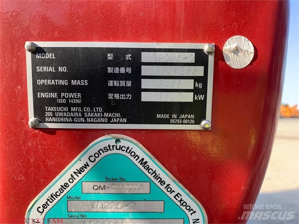 Takeuchi TB235-2 Minigravemaskiner