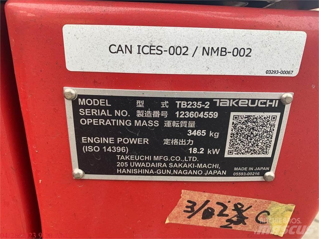 Takeuchi TB235-2 Minigravemaskiner