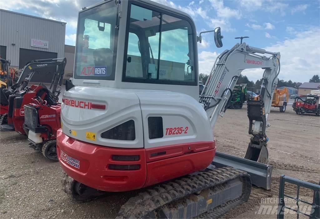 Takeuchi TB235-2 Minigravemaskiner