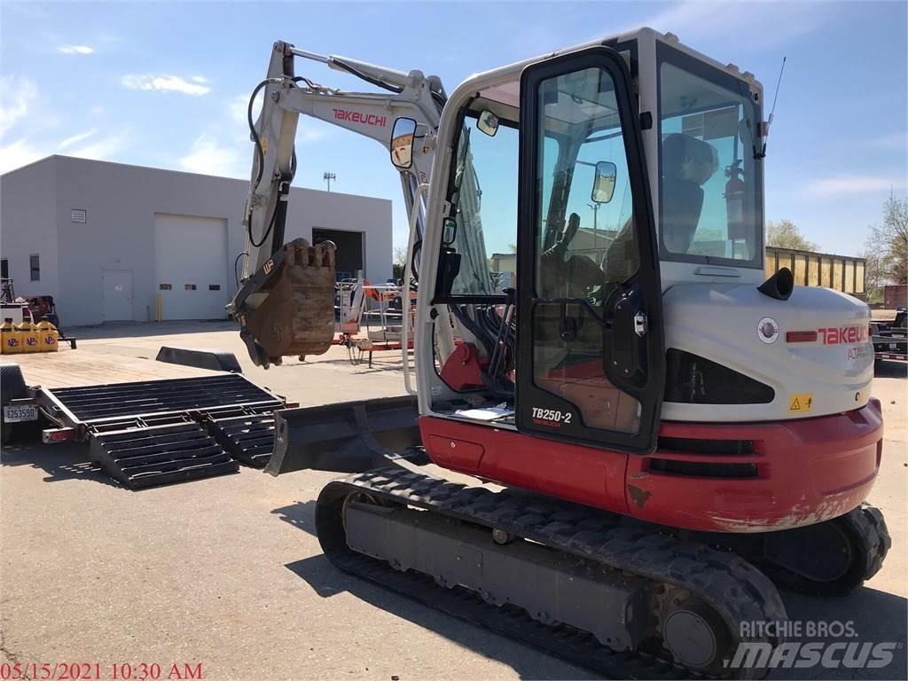 Takeuchi TB250-2 Minigravemaskiner