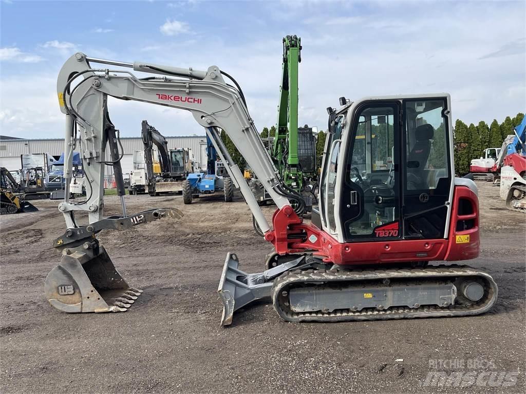 Takeuchi TB370 Gravemaskiner på larvebånd