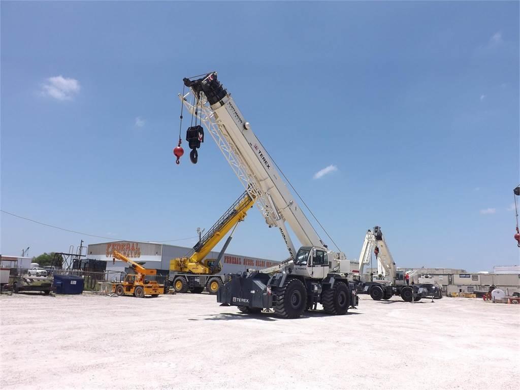 Terex RT130 Kraner til hårdt terræn