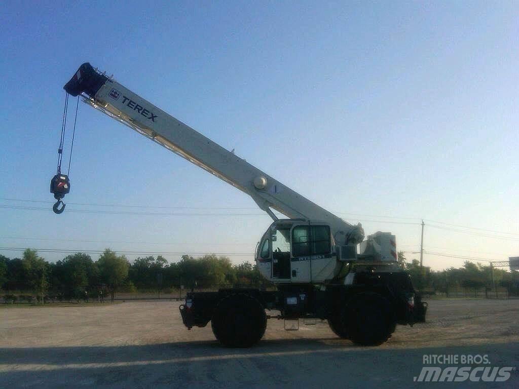 Terex RT230-1 Kraner til hårdt terræn