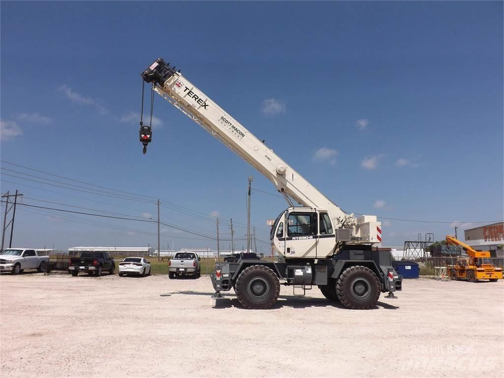 Terex RT230-2 Kraner til hårdt terræn