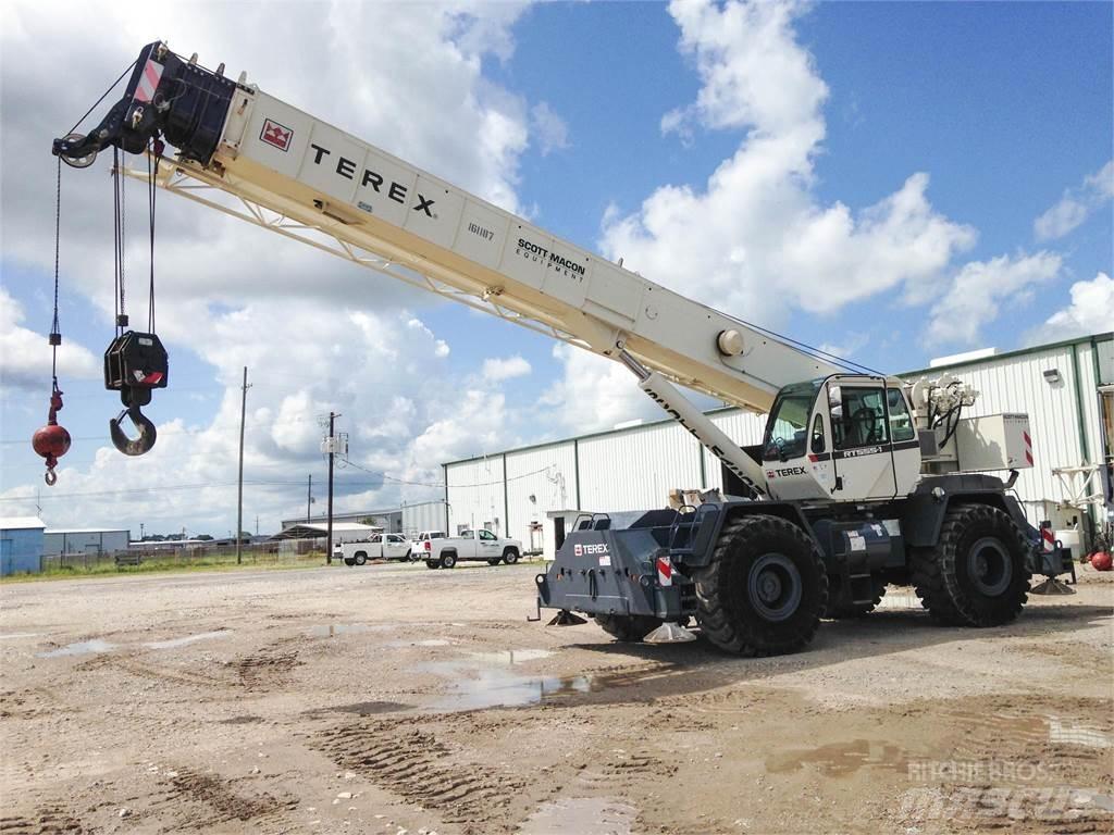 Terex RT555-1 Kraner til hårdt terræn