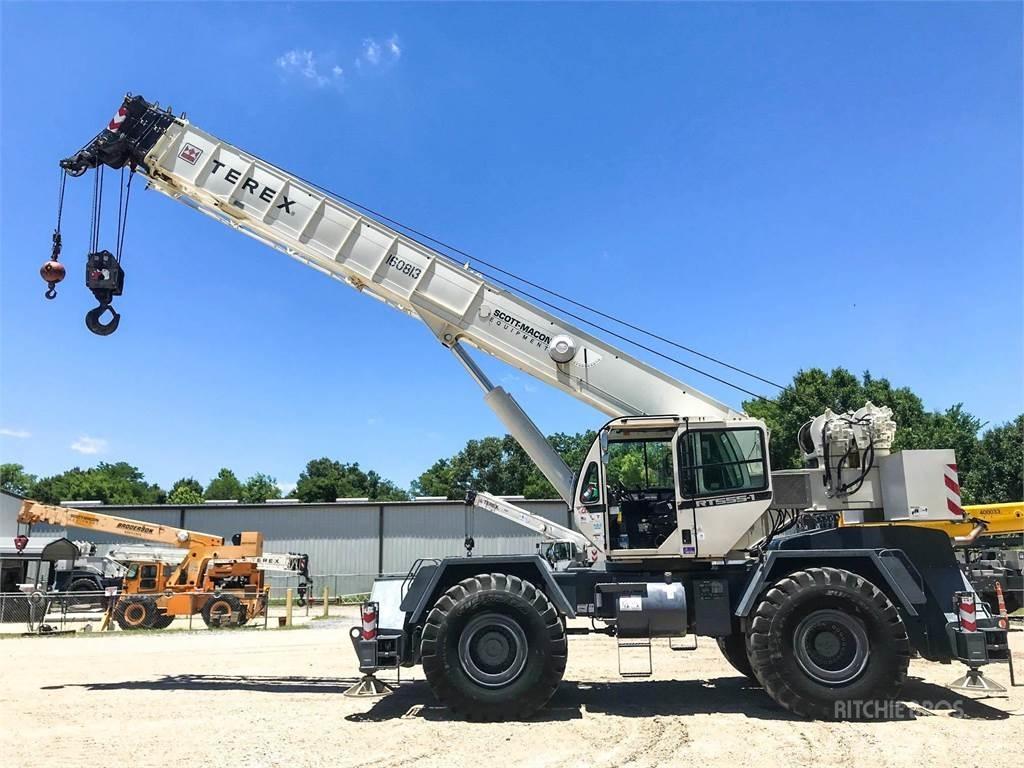 Terex RT555-1 Kraner til hårdt terræn