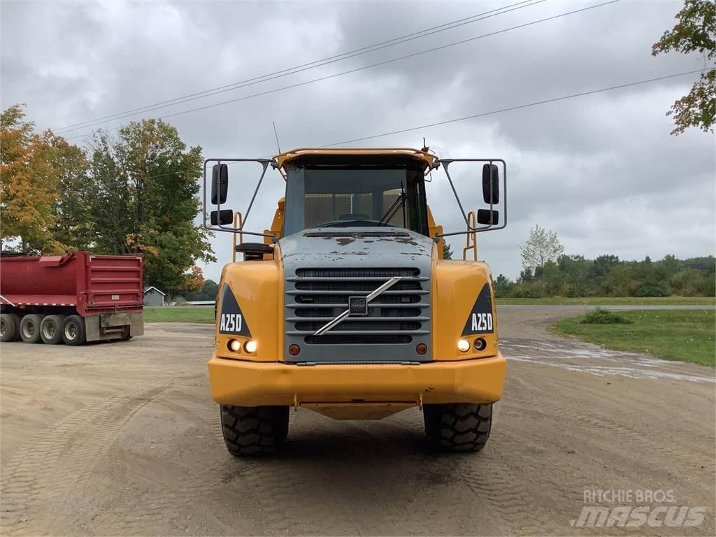 Volvo A25D Terrængående lastbiler