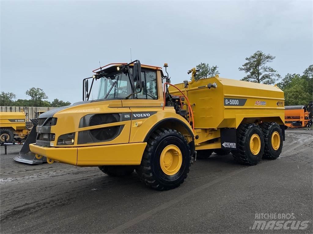 Volvo A25G Tankvogne - vand