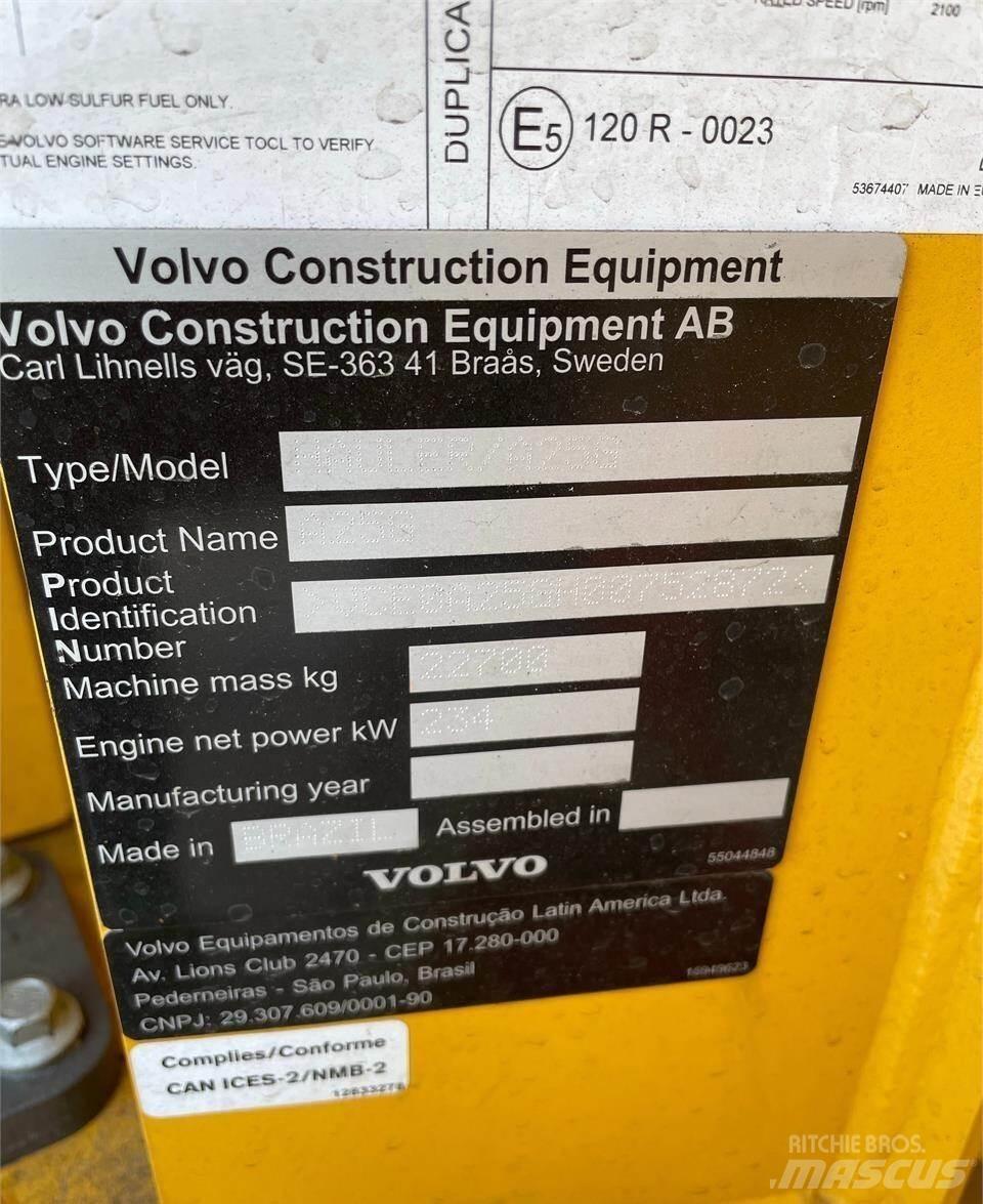 Volvo A25G Terrængående lastbiler