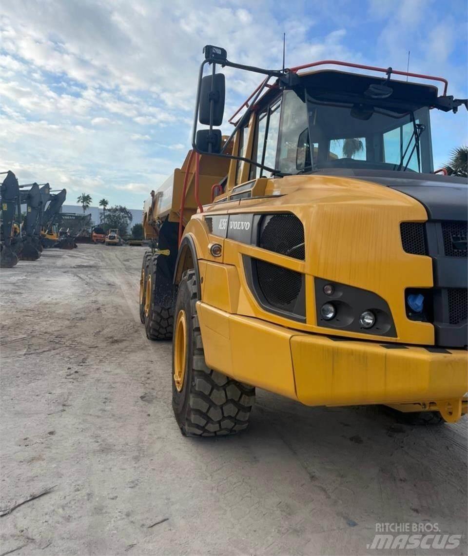 Volvo A25G Terrængående lastbiler