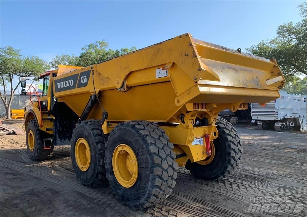 Volvo A25G Terrængående lastbiler