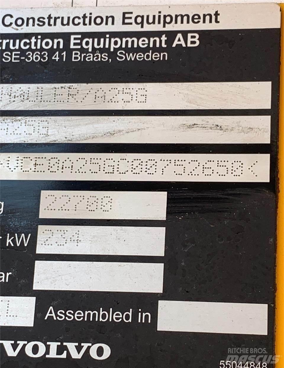Volvo A25G Terrængående lastbiler