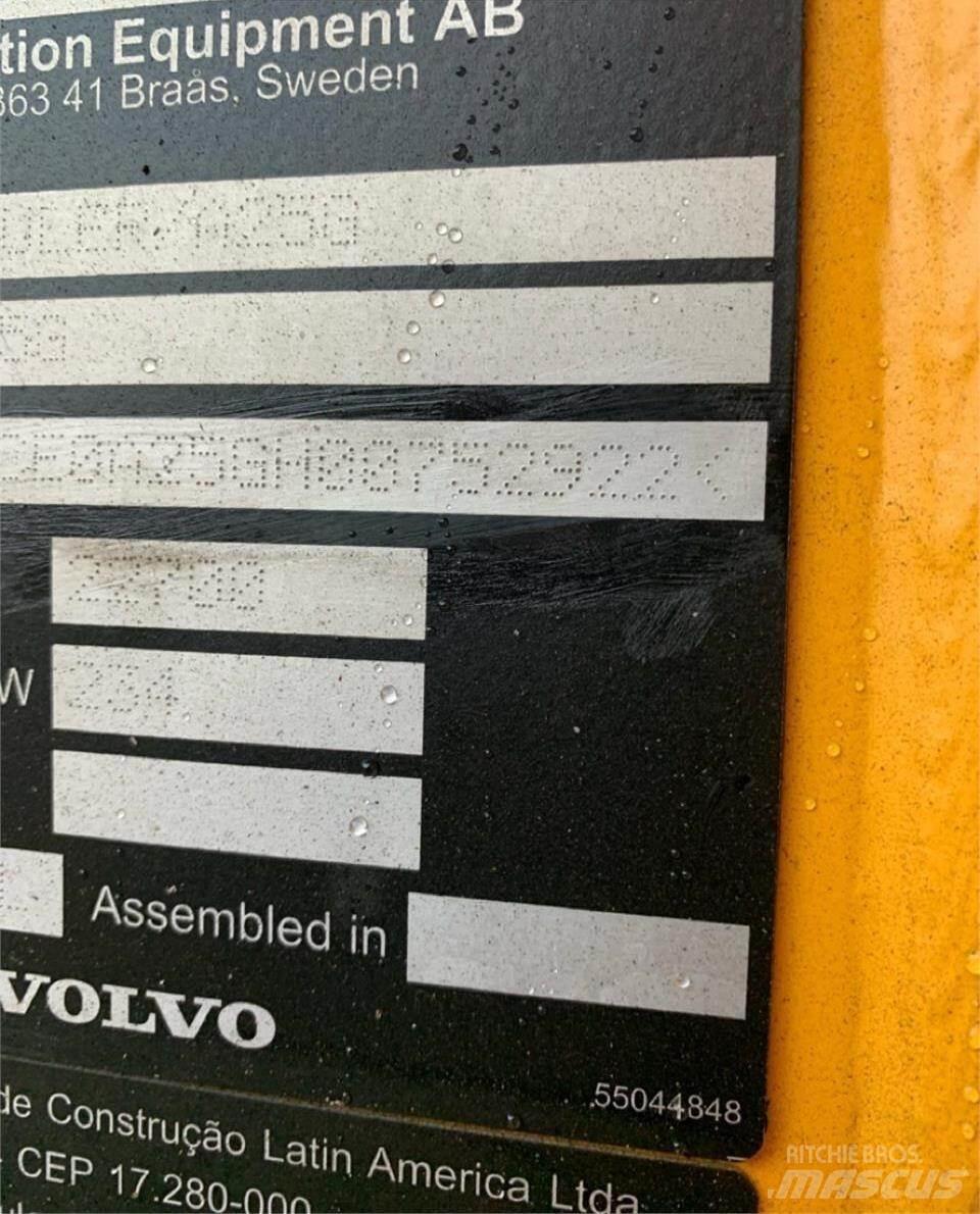 Volvo A25G Terrængående lastbiler