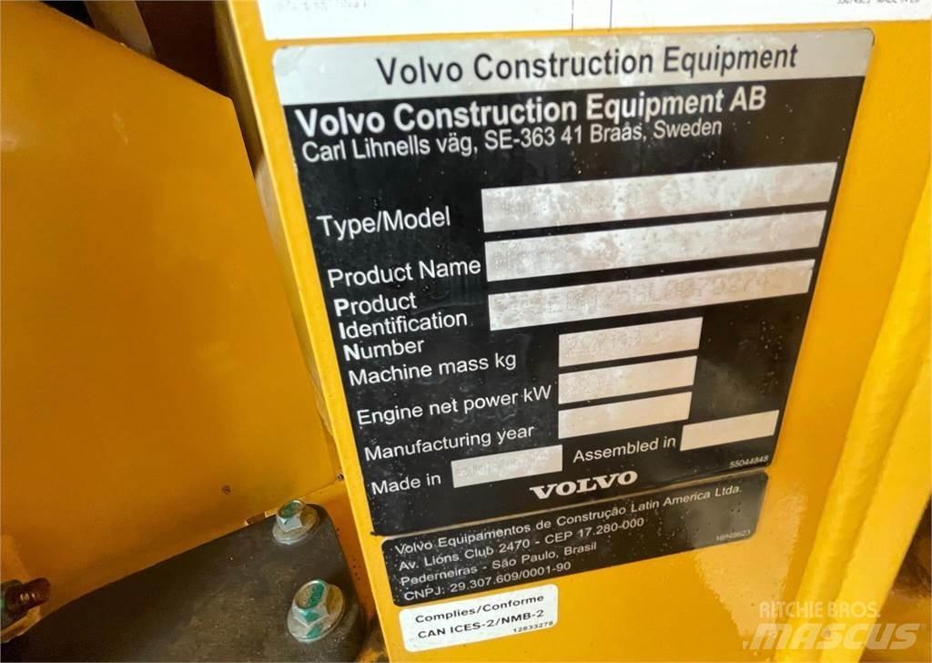 Volvo A25G Terrængående lastbiler