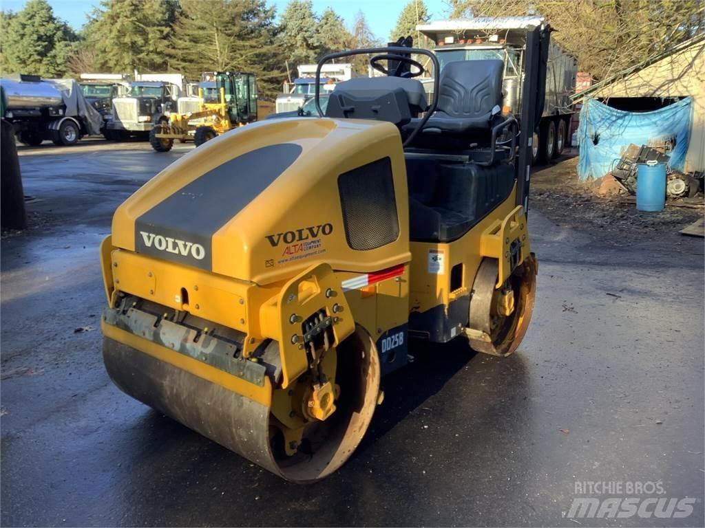 Volvo DD25B Tvilling tromle