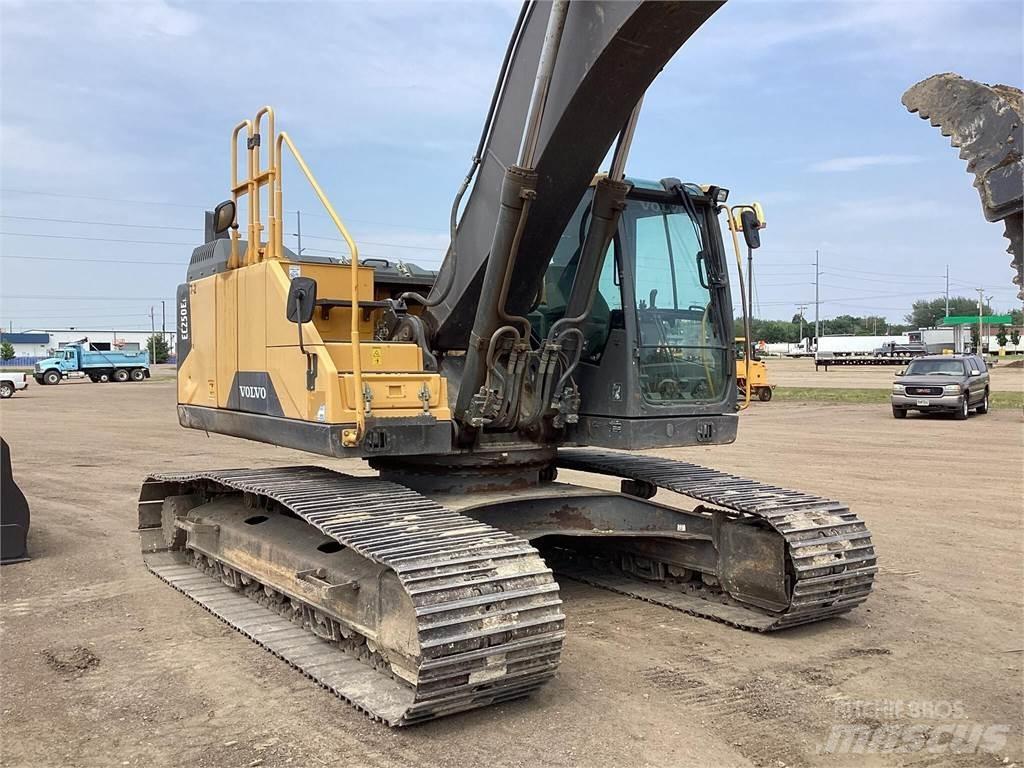 Volvo EC250EL Gravemaskiner på larvebånd