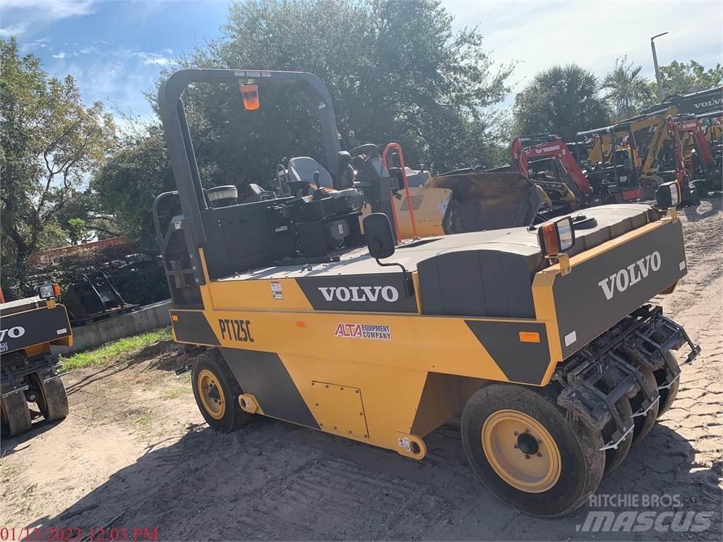 Volvo PT125C Tromle med luftdæk