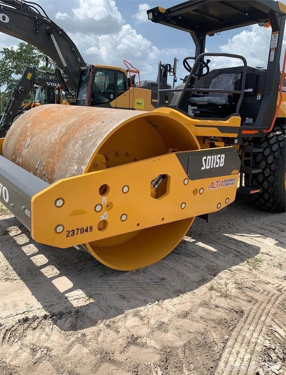 Volvo SD115B Tvilling tromle
