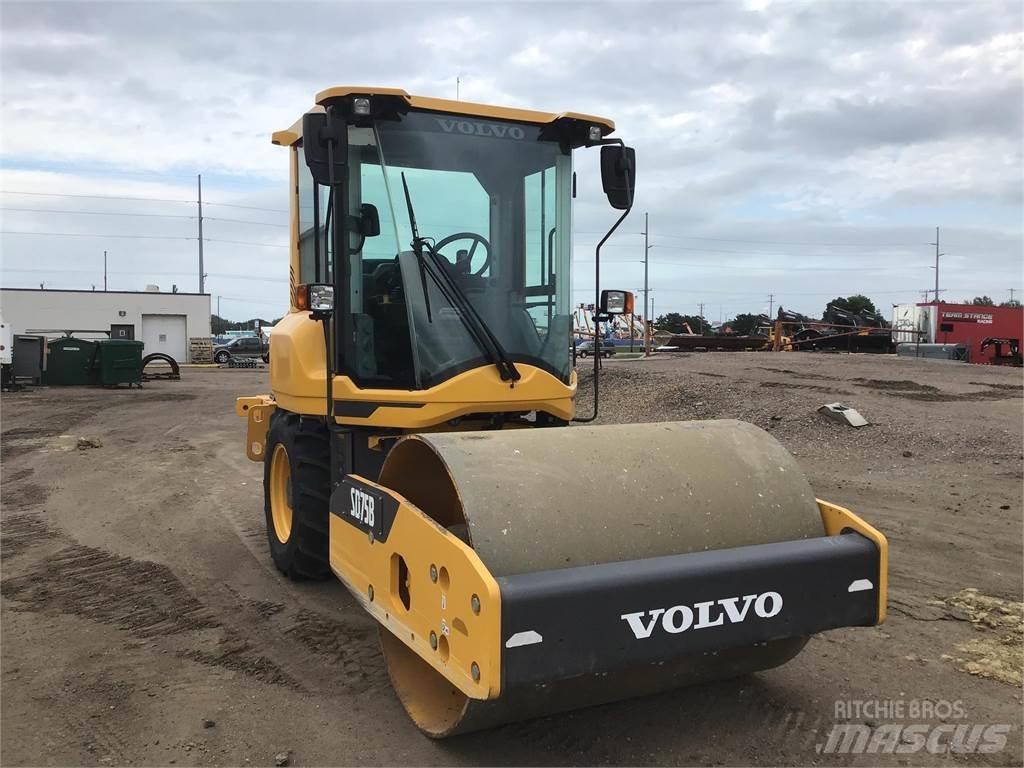 Volvo SD75B Tvilling tromle