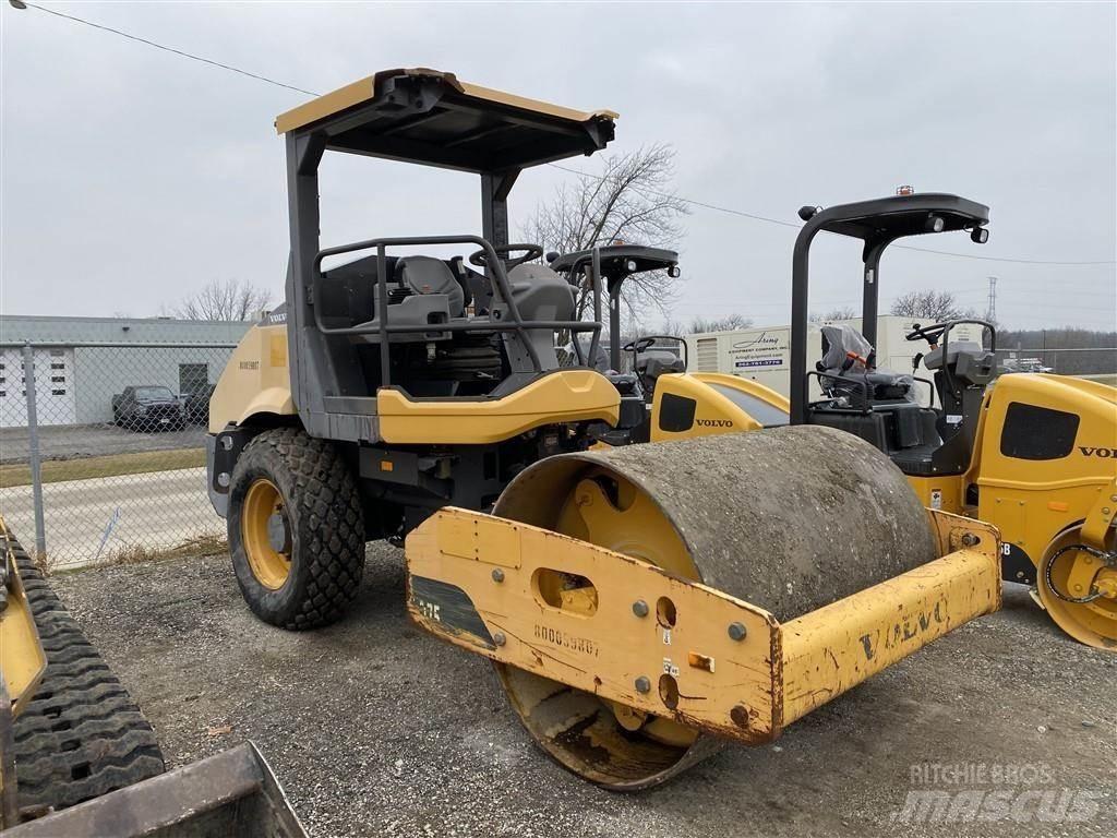 Volvo SD75B Tvilling tromle