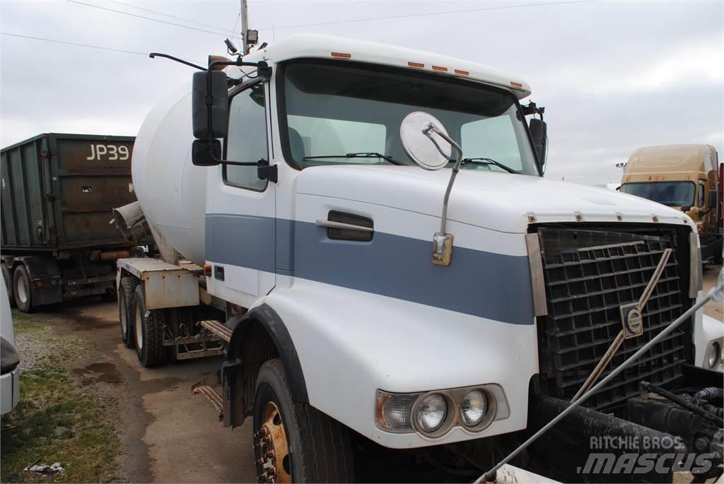 Volvo VHD64B200 Betonbiler