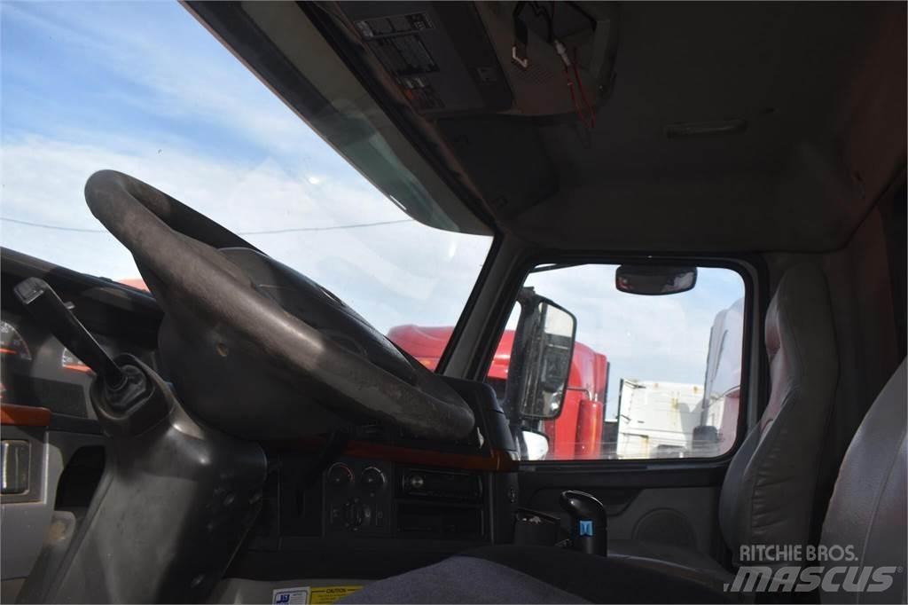 Volvo VHD84B200 Lastbiler med tip