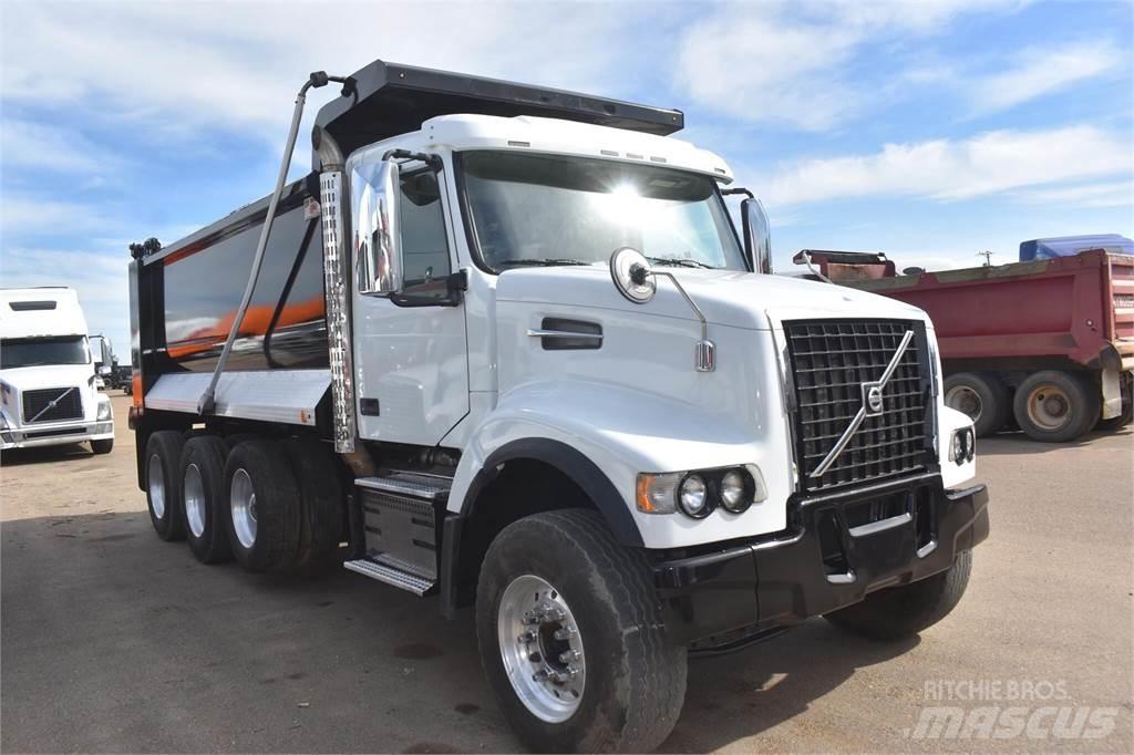 Volvo VHD84B300 Lastbiler med tip
