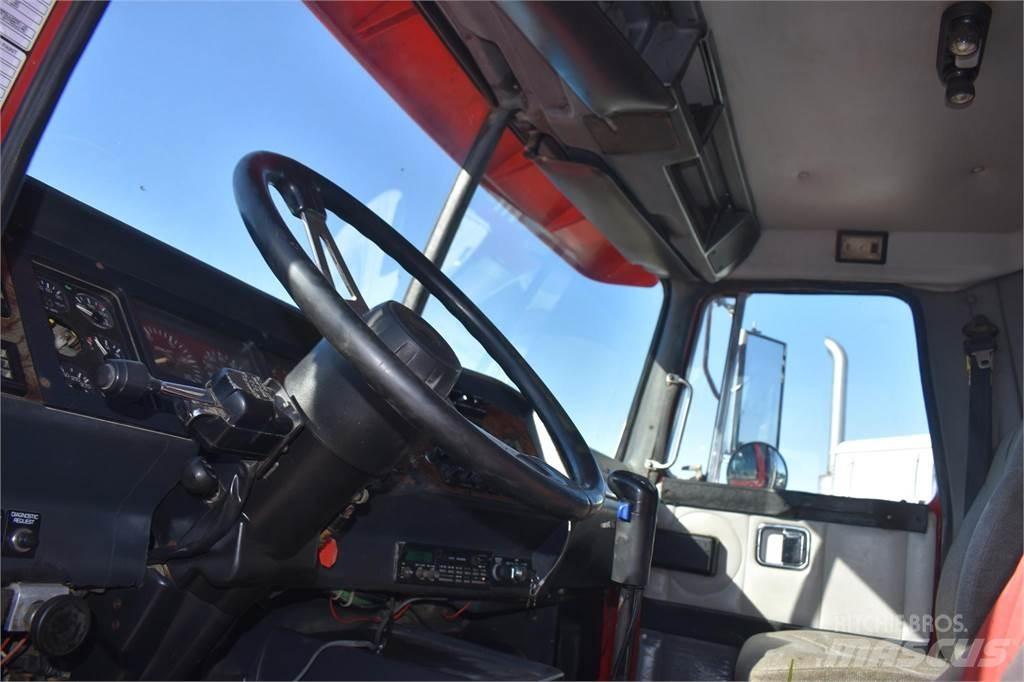 Volvo WG64T Lastbiler med tip