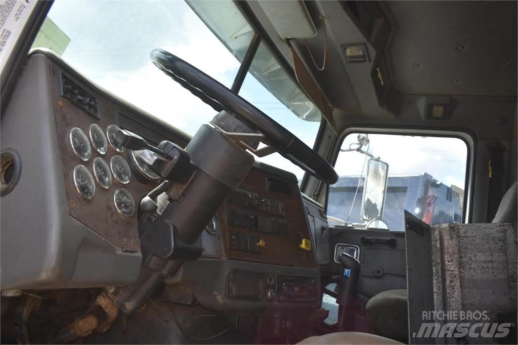 Western Star 4800 Lastbiler med tip